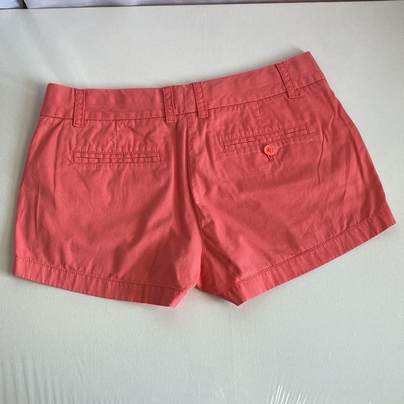 J. Crew Chino Broken-In Shorts Size 6 - Picture 2 of 8